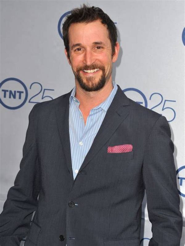 All About Noah Wyle | Net Worth, Relationship, Career