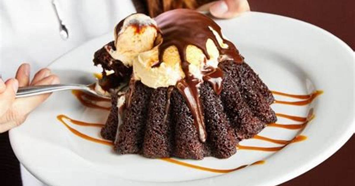 Chili's Restaurant Dessert Guide: Viral Hacks, Top Picks, and Red Flags