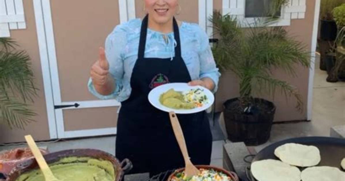 Cocinando Con Raquel's Journey: from Local Homemaker to Internet Star