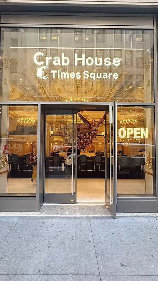 Crab House Times Square Fact-Check: Hidden Charges, Rules, and All-You-Can-Eat Limits