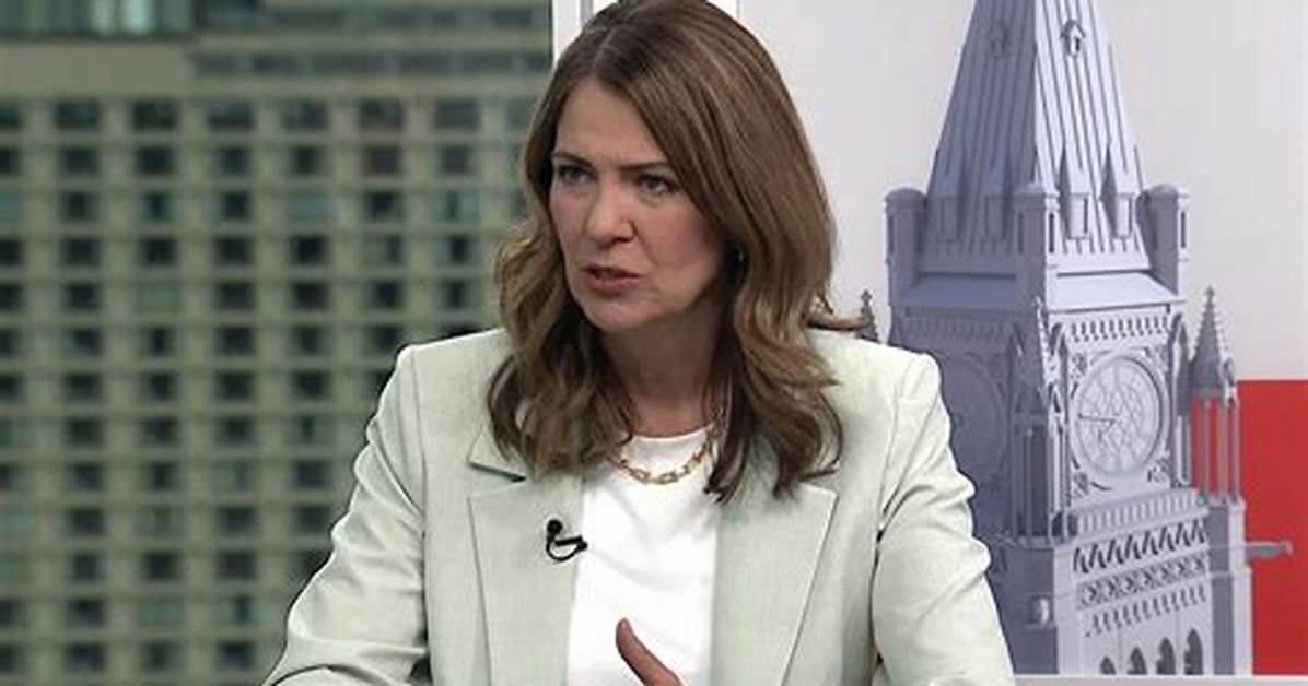 Danielle Smith Family and Age Q&A: Bio, Stepson, Marriage, and Landmark Alberta Youth Legislation