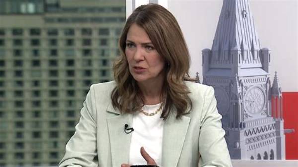 Danielle Smith Family and Age Q&A: Bio, Stepson, Marriage, and Landmark Alberta Youth Legislation