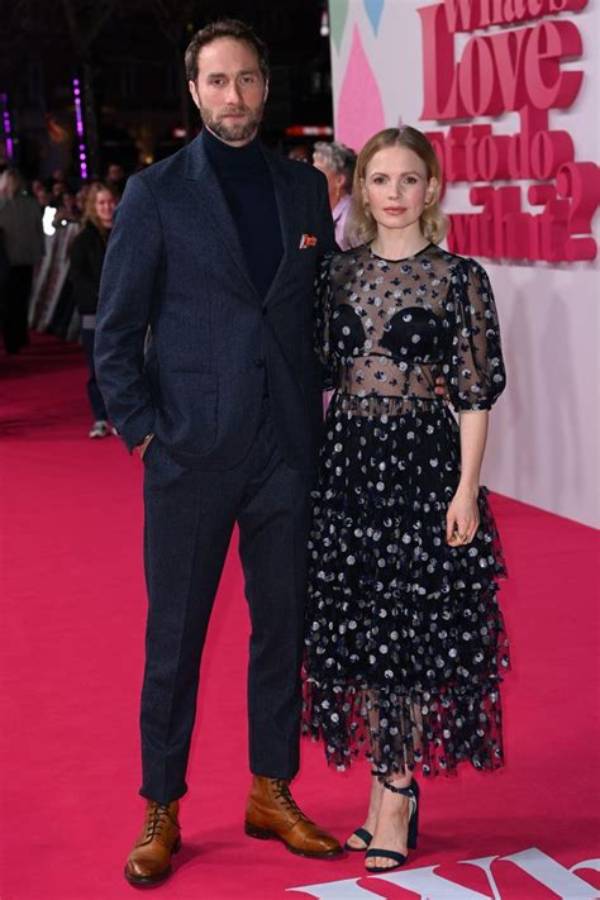 Fact Check: Is Kate Phillips Married? Clarifying Name Confusion and Her Life with Justin Rose