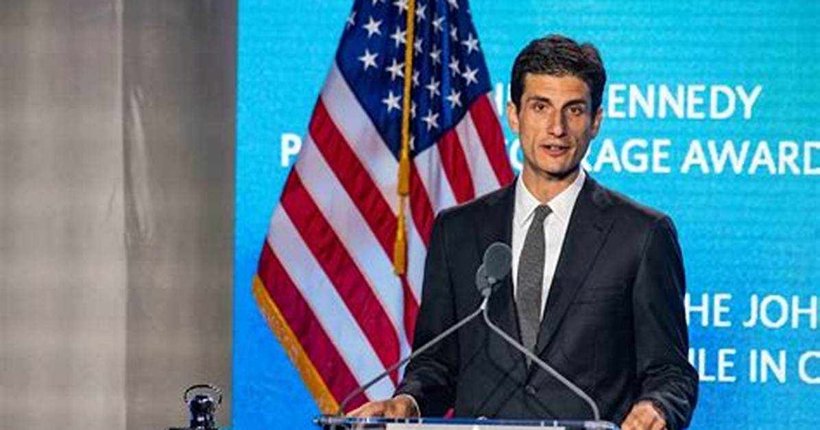 Fact Check: Who Is the Grandson of Fiji Water's Owner and Is the Buzz Real?