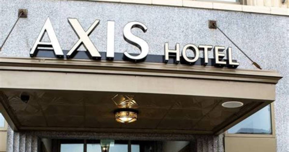 Fact-Checking the Axis Hotel Chicago: Location Breakdown, Ownership, and Real Booking Facts