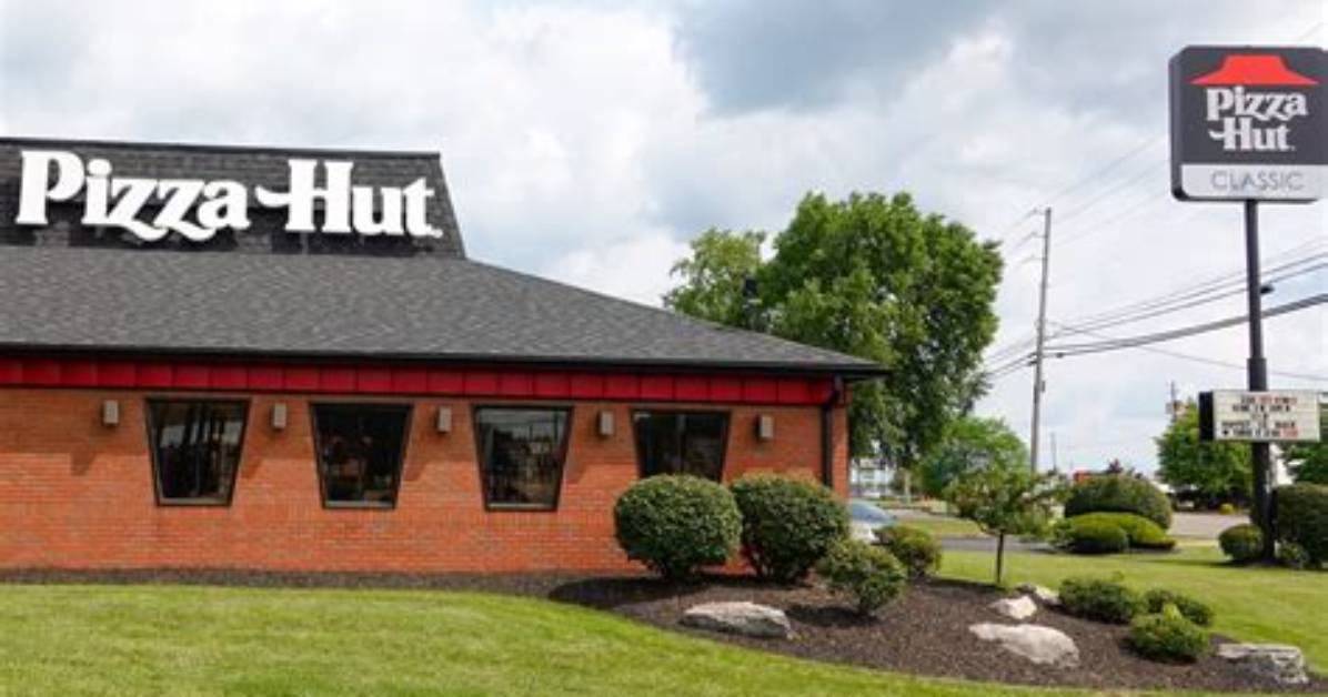 First Timer's Guide to Pizza Hut Originals: Menu Rankings, Prices, and What to Order