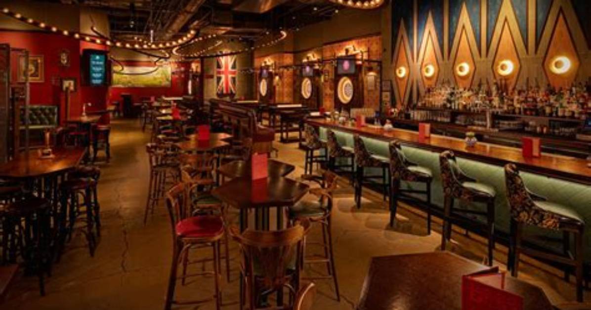 Flight Club Chicago Explained: Distinguishing the Social Darts Hotspot from the Viral Jordan Release