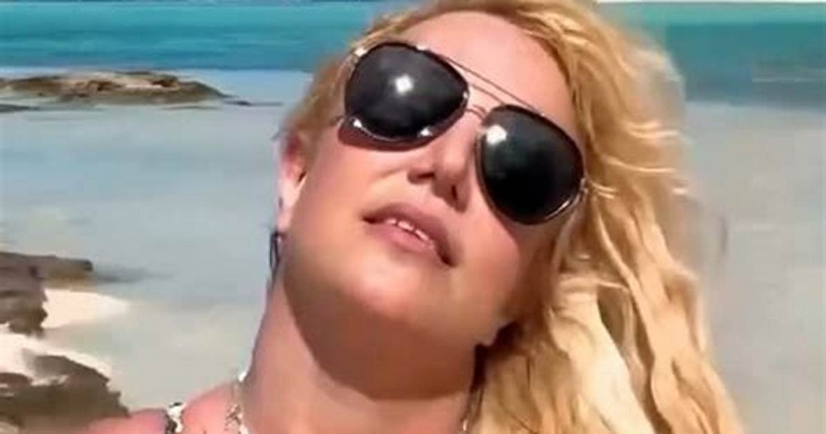 How Britney Spears' Tropical Getaway Photos Sparked a Worldwide Pop Culture Debate