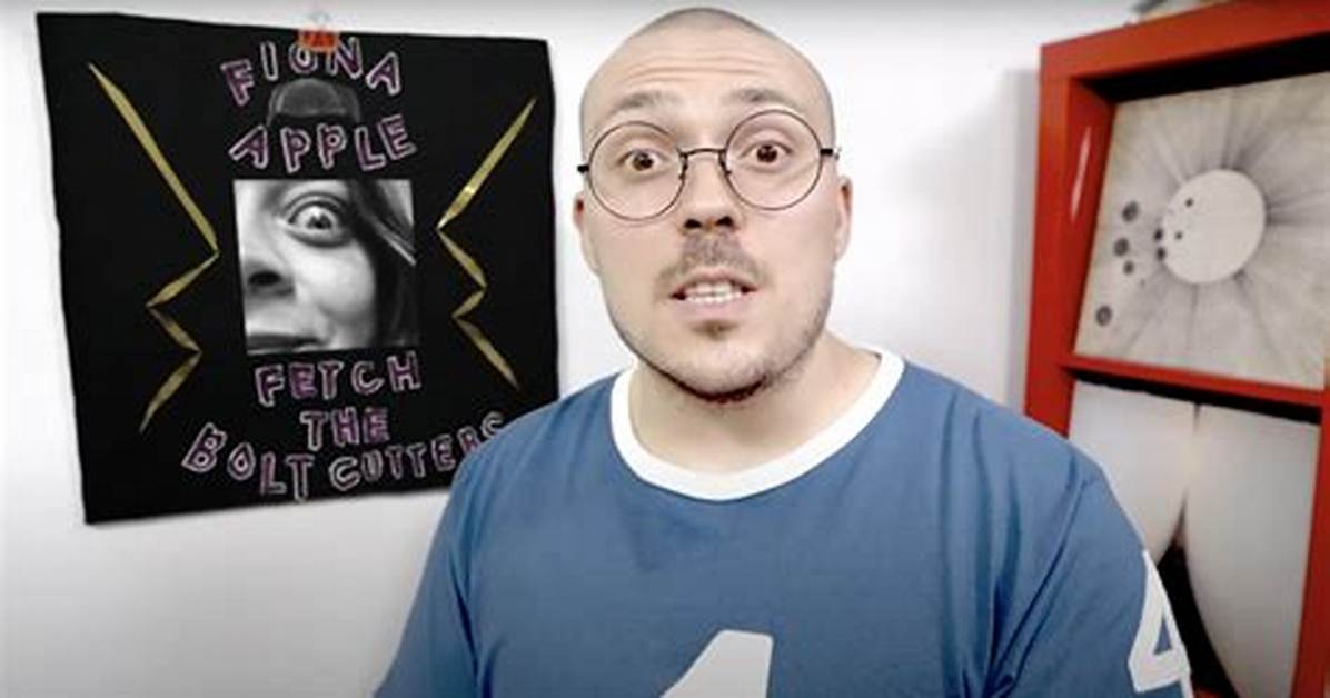 Inside Anthony Fantano’s Private Life: Photos, Rare Appearances, and Dominique Boxley