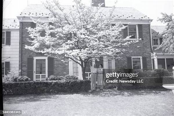 Inside Frank Costello's Home: Rare Photos of Domestic Life with Lauretta Geigerman