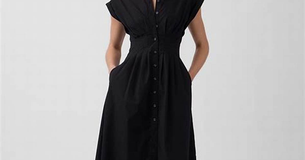 Is Gap's Viral Cinched Midi Shirtdress Worth the Hype? Stylists Put the Quality to the Test