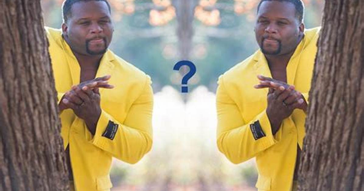 Origin of the Yellow Suit Meme: the Photo That Sparked Millions of Reactions