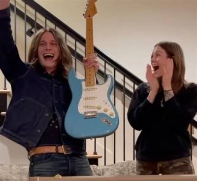Rebecca Lovell Net Worth - Jadevlog