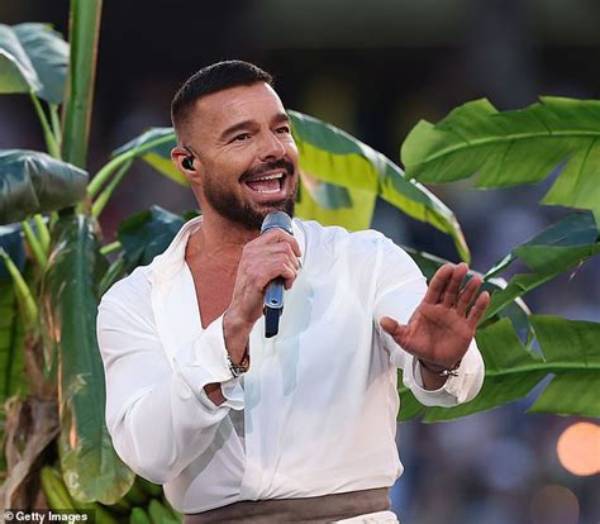 Ricky Martin's Surprise Super Bowl Cameo Stuns Fans: 'I Need Hours to Process'