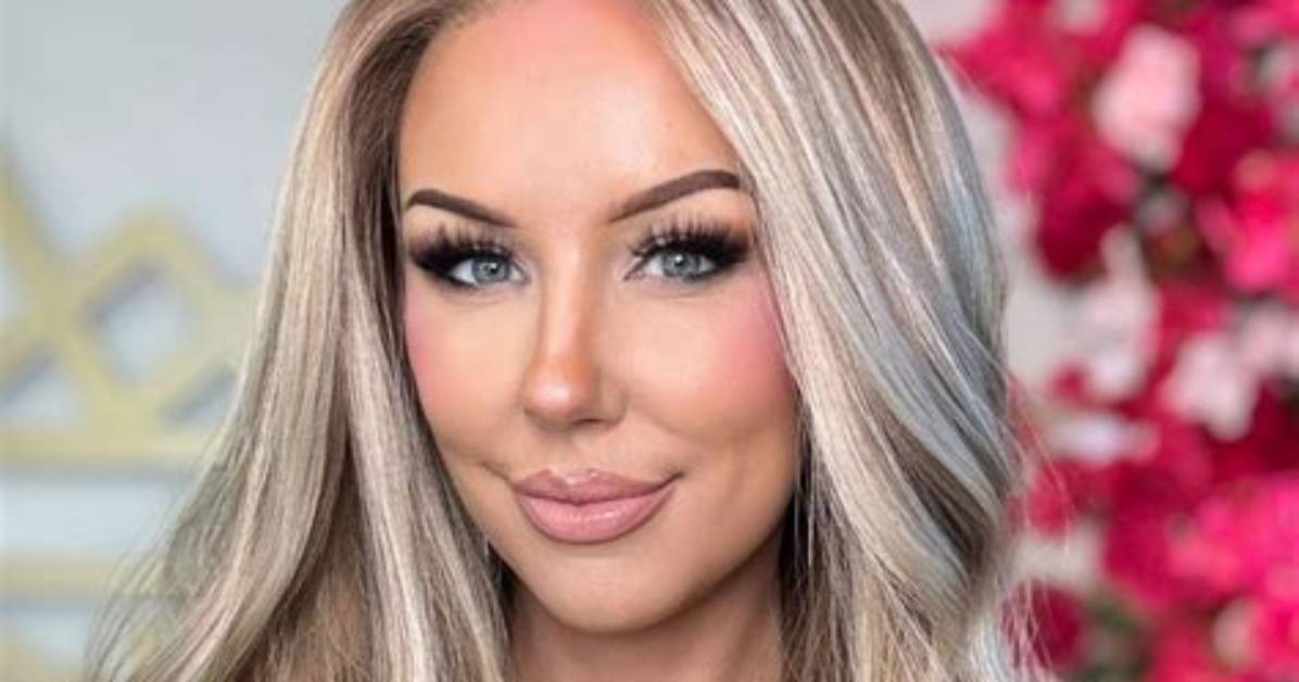 The Rise of Chelsey Smith Crowns: Inside the Synthetic Wig Empire Taking over Dtc Beauty
