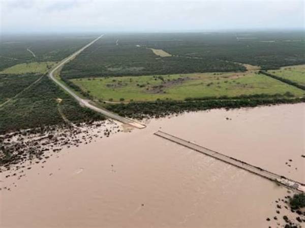Uvalde Flooding 2026: Catastrophic Hill Country Waters Claim 2 as Entire Streets Submerge