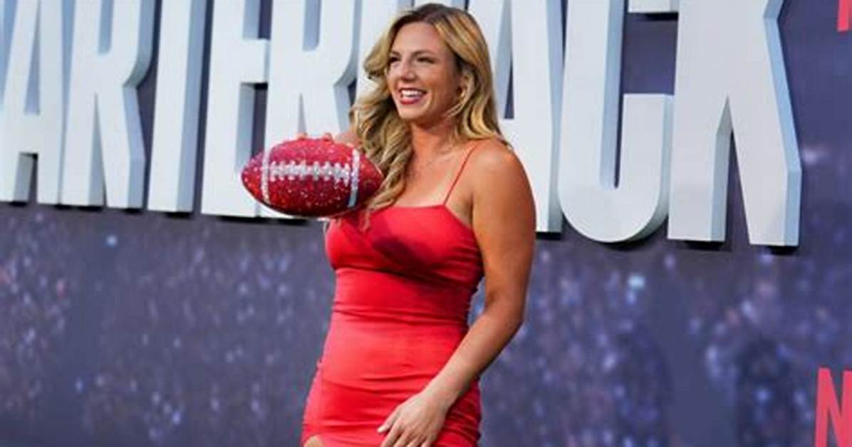 Why Annie Agar's Gameday Outfits and Viral Posts Keep Taking over the Sports Internet